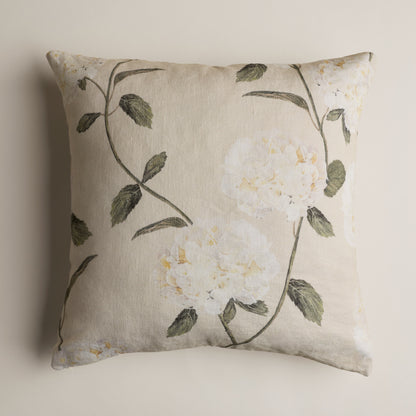 Housse Maison AKB pur lin européen Hydrangée– coussin de format 26" x 26"