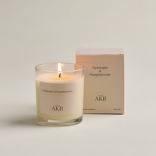 Chandelle 9oz allumée avec boîte